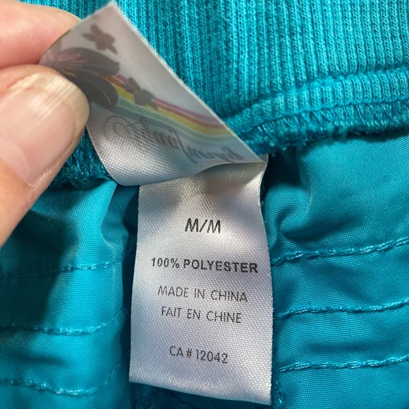 💖2 for $20 - New 100% Polyester Capris - Picture 4 of 5